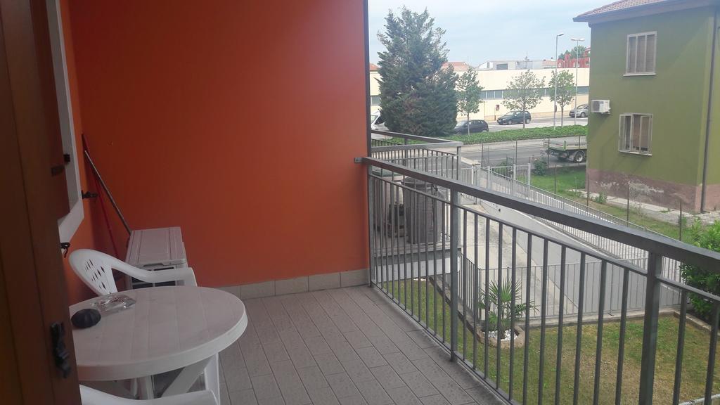 Casa Lavoro Vancanza Apartment Castelnuovo del Garda Exterior photo